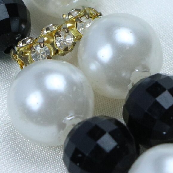 Vintage Black & White Beaded Statement Necklace with Pearl Accents - Picture 3 of 7